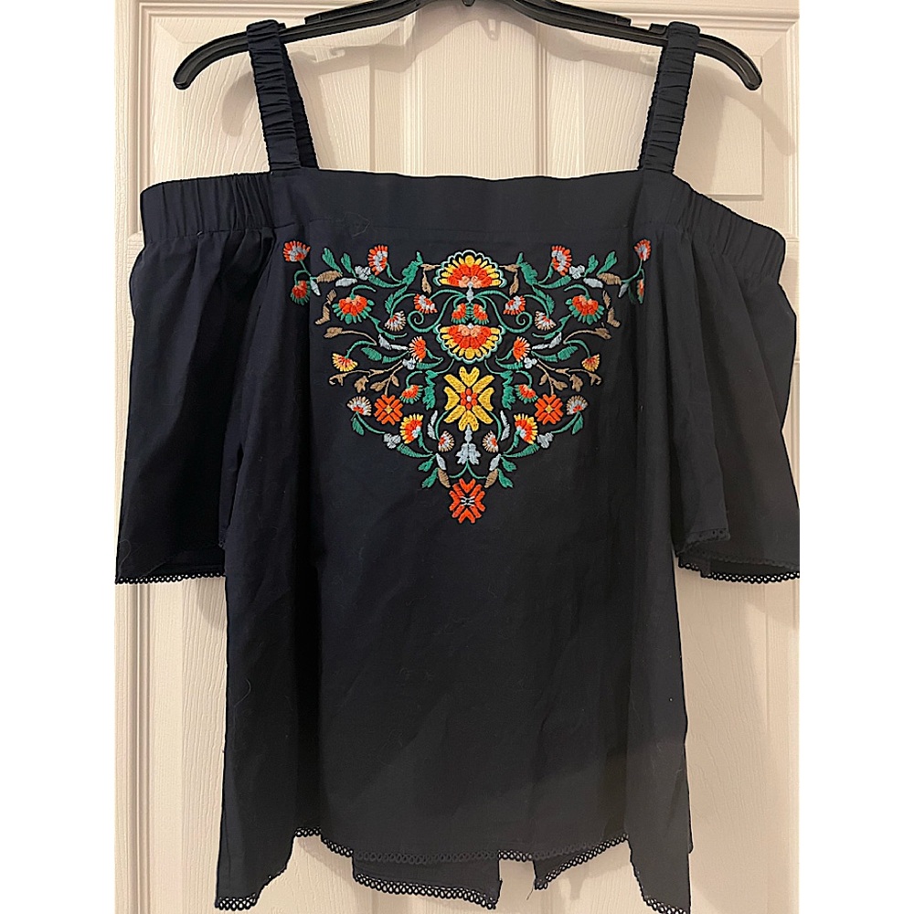 Off the shoulder top in navy blue